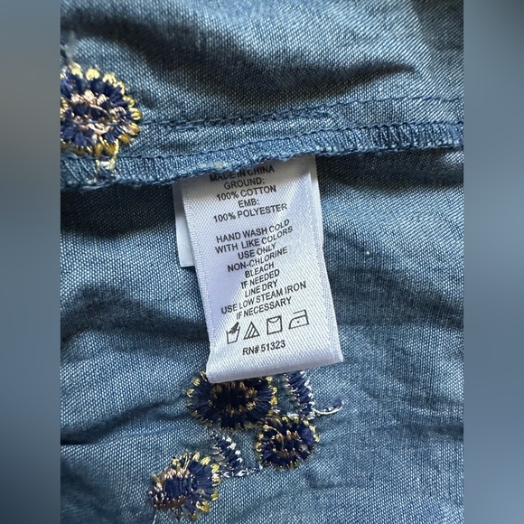 Cece Women’s Tiered Floral Embroidered Halter Dress - Picture 7 of 7